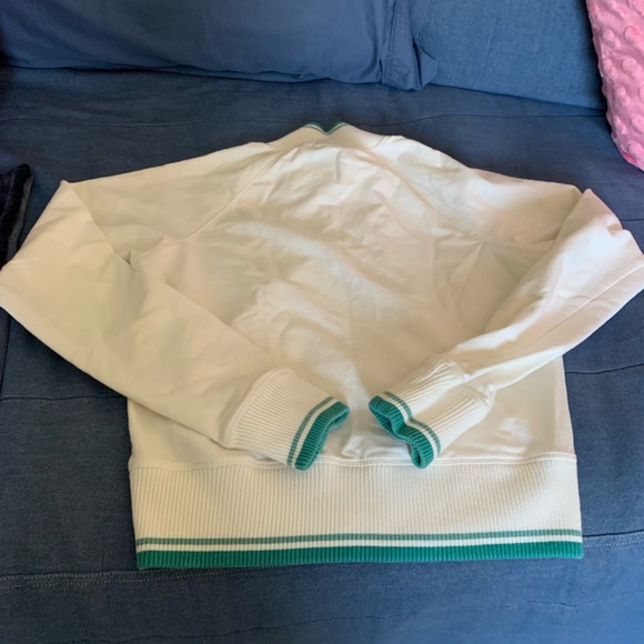 Guess Jacket - Picture 3 of 7